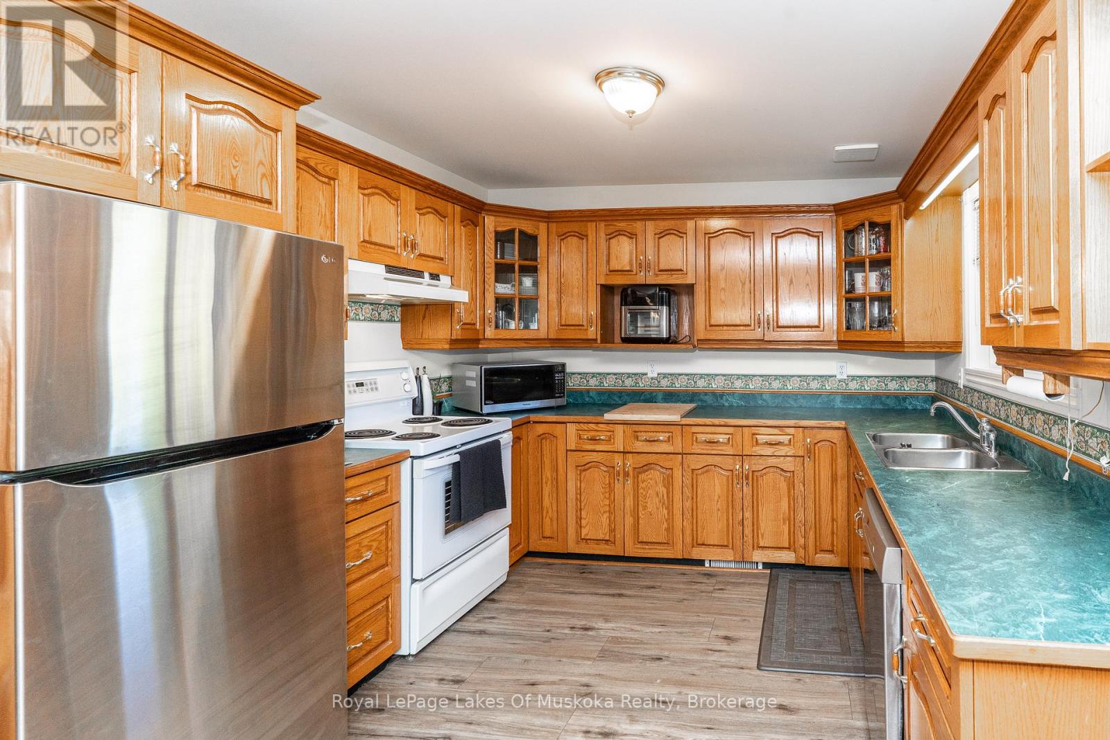 22 Knotty Pine Trail, Huntsville, Ontario  P1H 1S7 - Photo 10 - X12598228