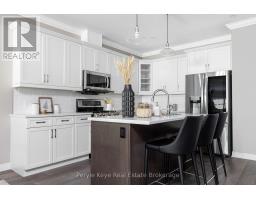 19 SERENITY PLACE CRESCENT, Huntsville, Ontario