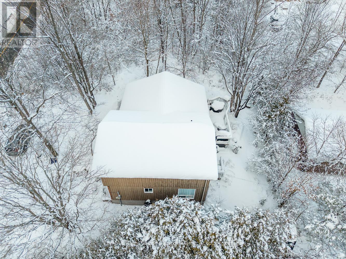 37 Louisa Street, Parry Sound, Ontario  P2A 2V7 - Photo 26 - X12604426