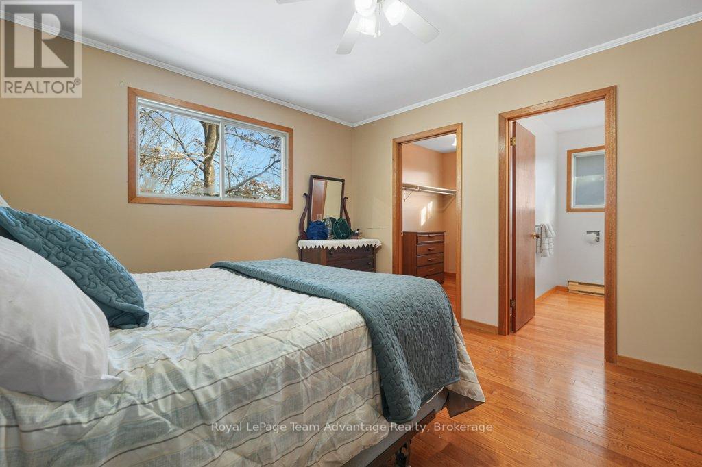 22 Virginia Heights, Parry Sound, Ontario  P2A 3A8 - Photo 22 - X12605056