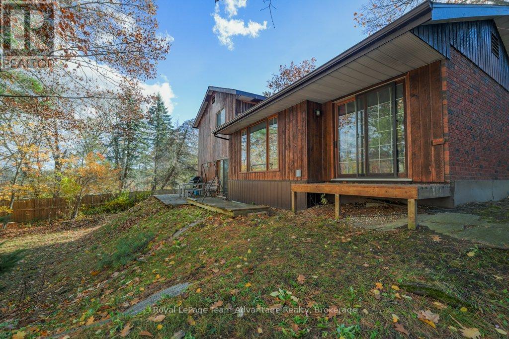 22 Virginia Heights, Parry Sound, Ontario  P2A 3A8 - Photo 37 - X12605056