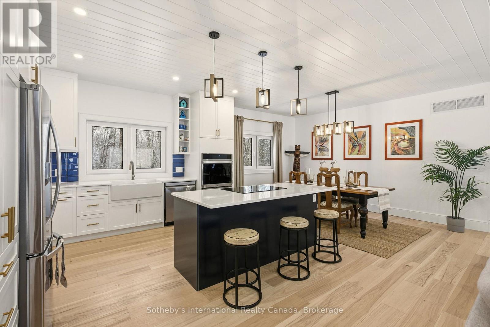 2435 Ravenscliffe Road, Huntsville, Ontario  P1H 2J2 - Photo 10 - X12606788