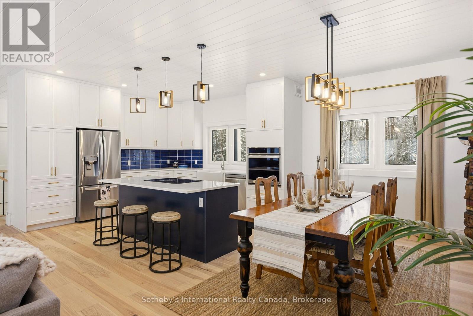 2435 Ravenscliffe Road, Huntsville, Ontario  P1H 2J2 - Photo 14 - X12606788