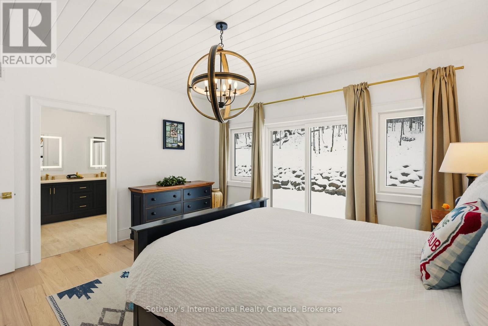 2435 Ravenscliffe Road, Huntsville, Ontario  P1H 2J2 - Photo 22 - X12606788