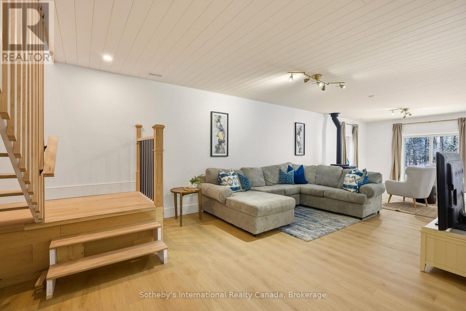 2435 Ravenscliffe Road, Huntsville, Ontario  P1H 2J2 - Photo 36 - X12606788