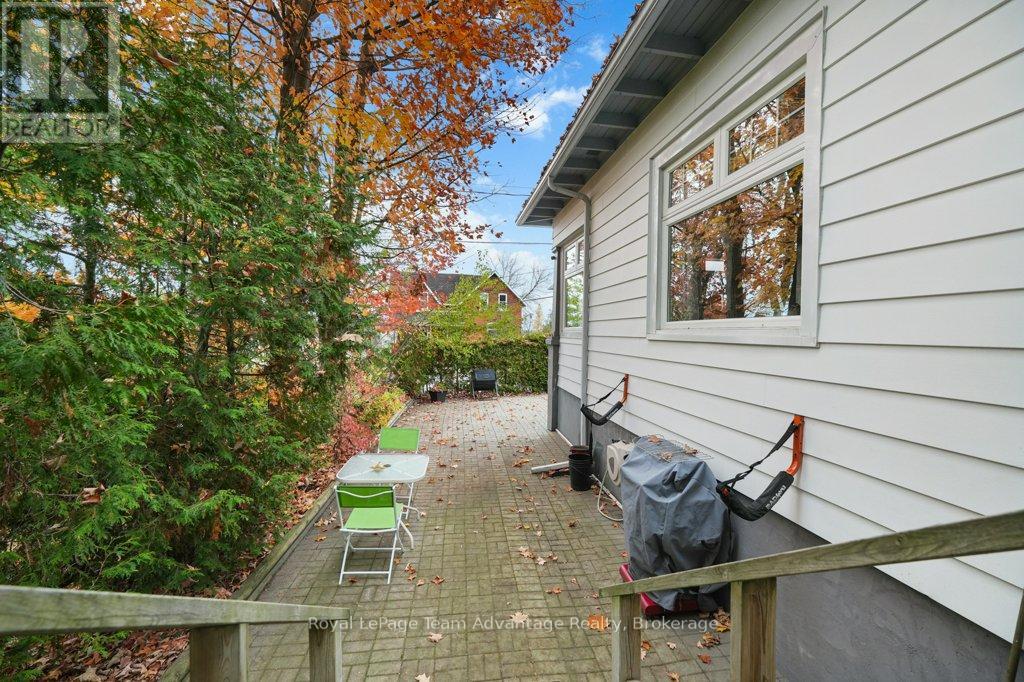 3 Belvedere Avenue, Parry Sound, Ontario  P2A 1Z8 - Photo 34 - X12609854