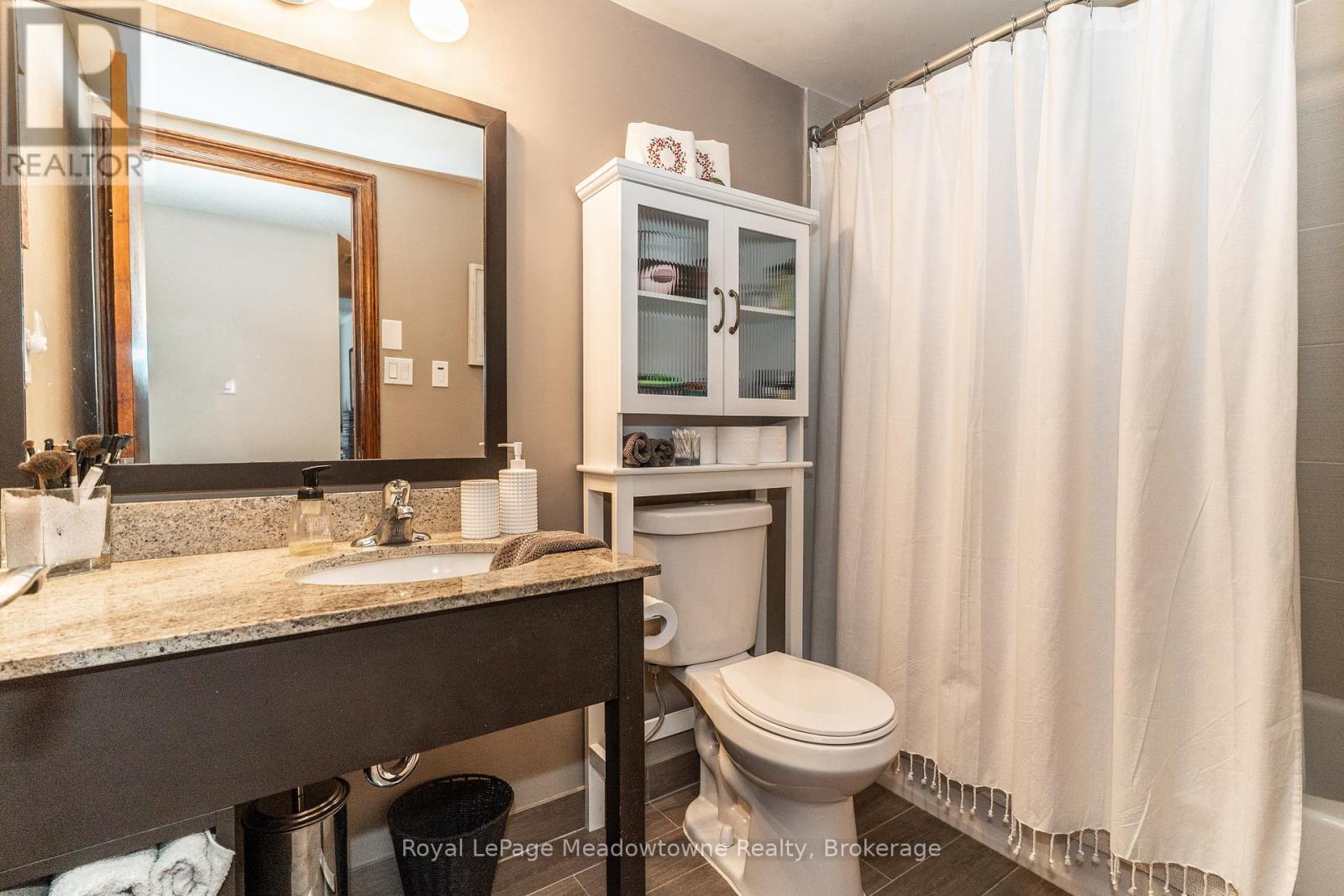 301 - 34 Deerhurst Greens Road, Huntsville, Ontario  P1H 1A9 - Photo 22 - X12612096