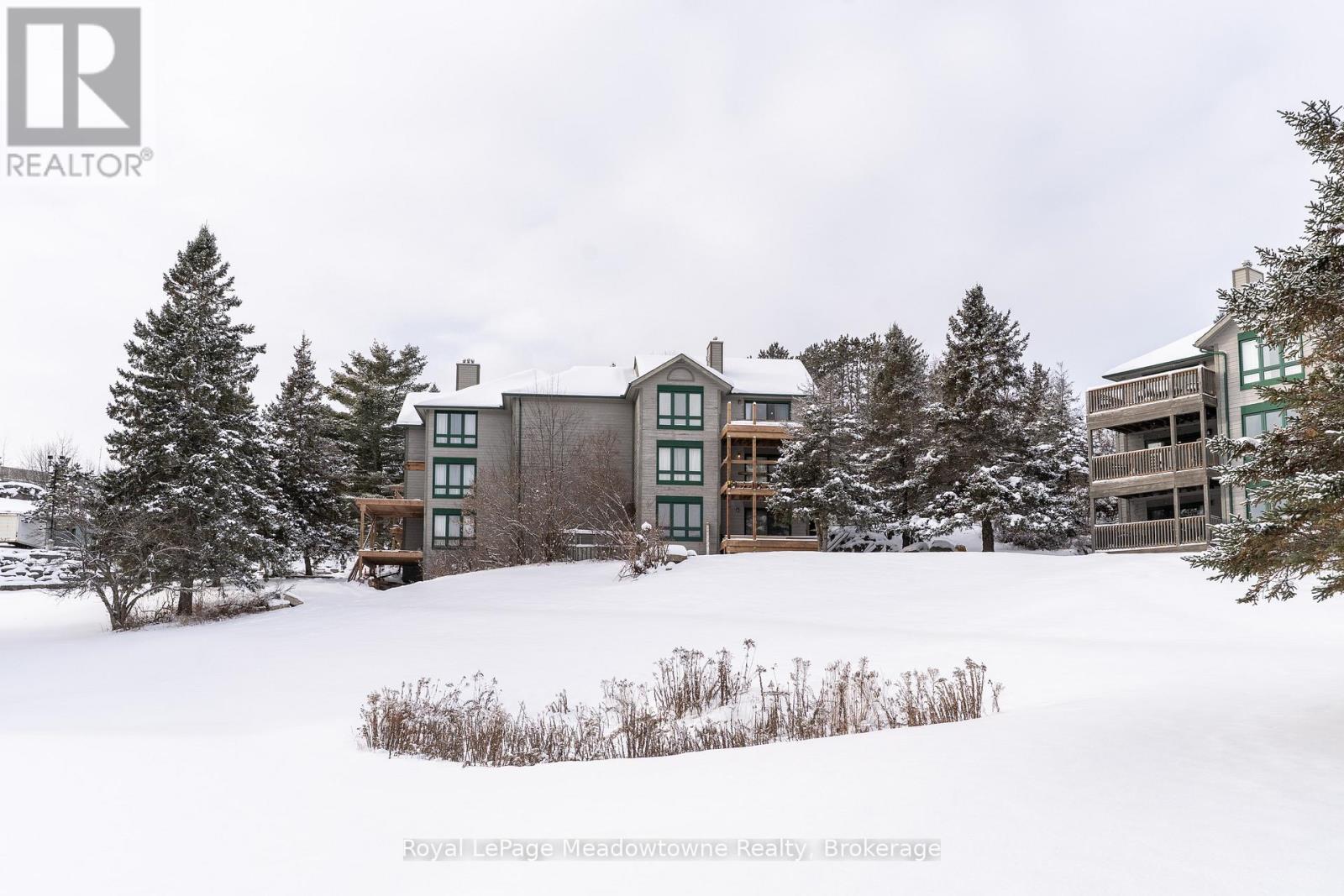 301 - 34 Deerhurst Greens Road, Huntsville, Ontario  P1H 1A9 - Photo 34 - X12612096