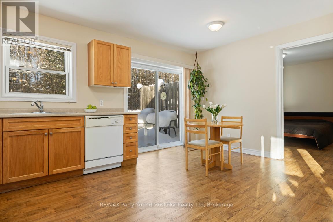 17 - 25 Seguin Place, Seguin, Ontario  P2A 1B2 - Photo 11 - X12613754