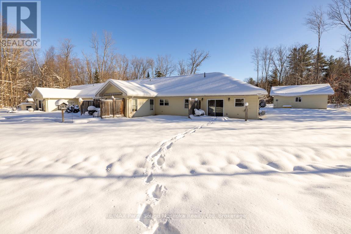 17 - 25 Seguin Place, Seguin, Ontario  P2A 1B2 - Photo 4 - X12613754