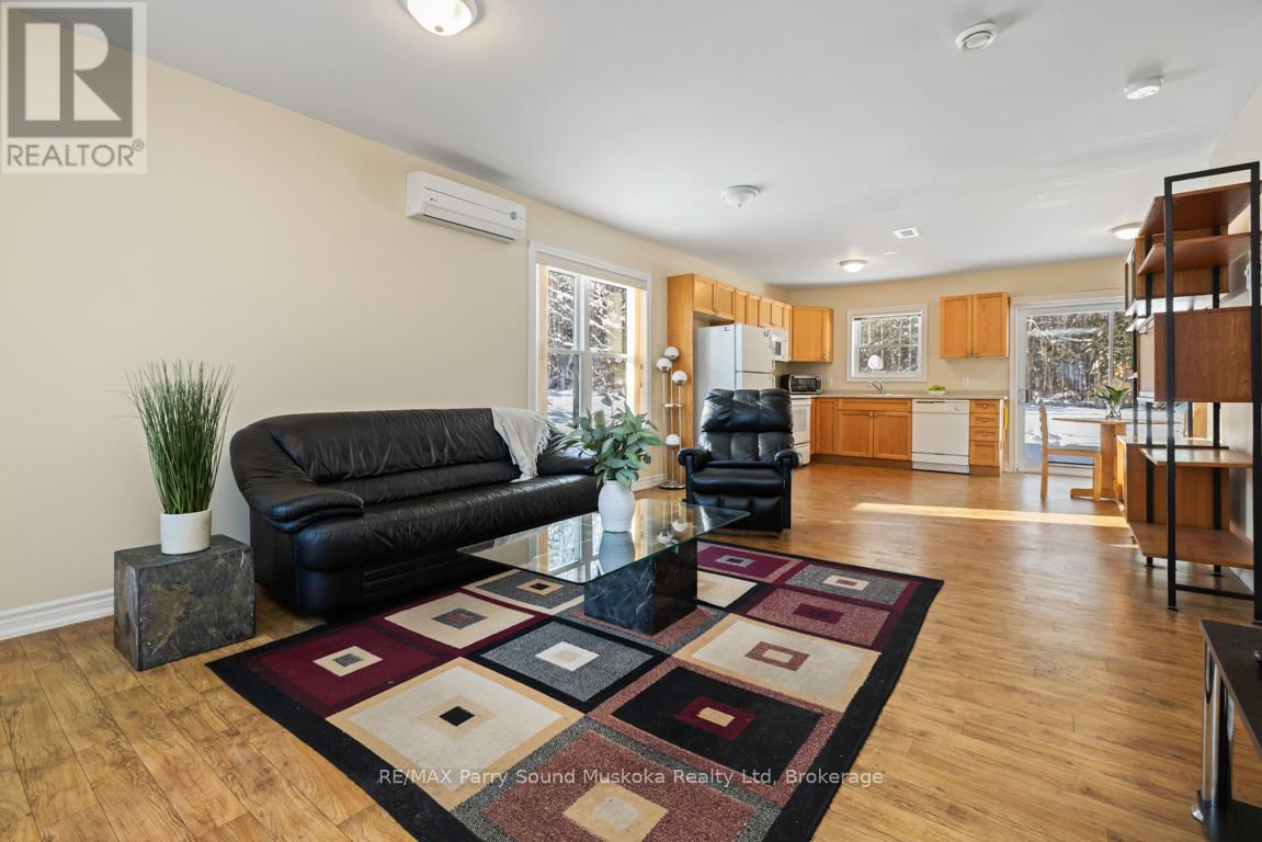 17 - 25 Seguin Place, Seguin, Ontario  P2A 1B2 - Photo 5 - X12613754