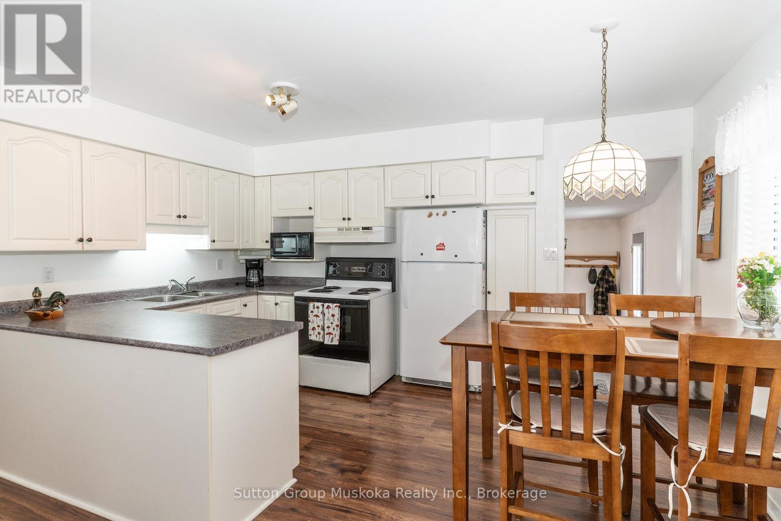 64 Spruce Drive, Huntsville, Ontario  P0B 1L0 - Photo 24 - X12614814