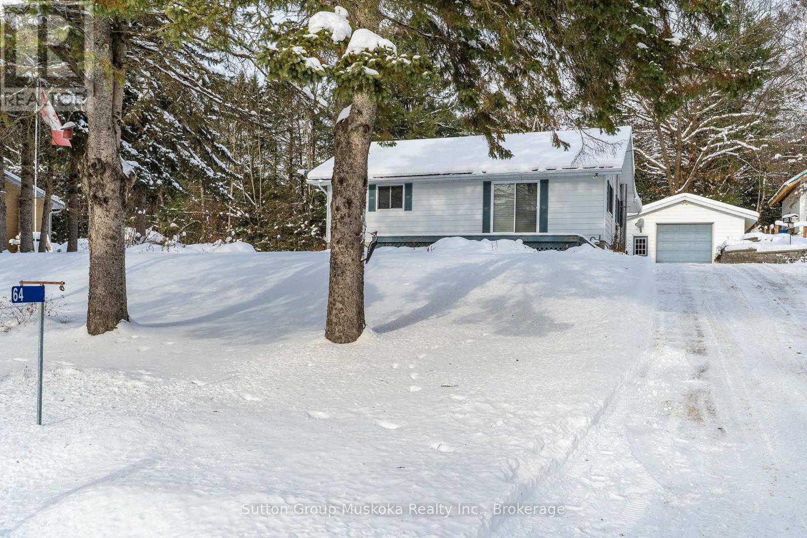 64 Spruce Drive, Huntsville, Ontario  P0B 1L0 - Photo 38 - X12614814