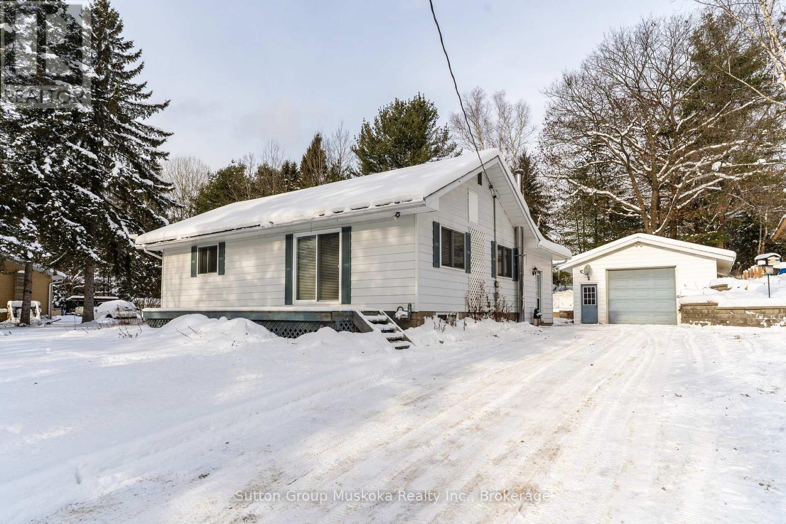 64 Spruce Drive, Huntsville, Ontario  P0B 1L0 - Photo 39 - X12614814