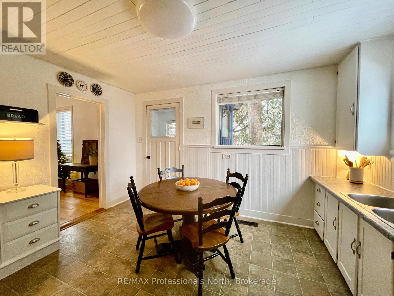 6 Duncan Street E, Huntsville, Ontario  P1H 1P6 - Photo 7 - X12618234