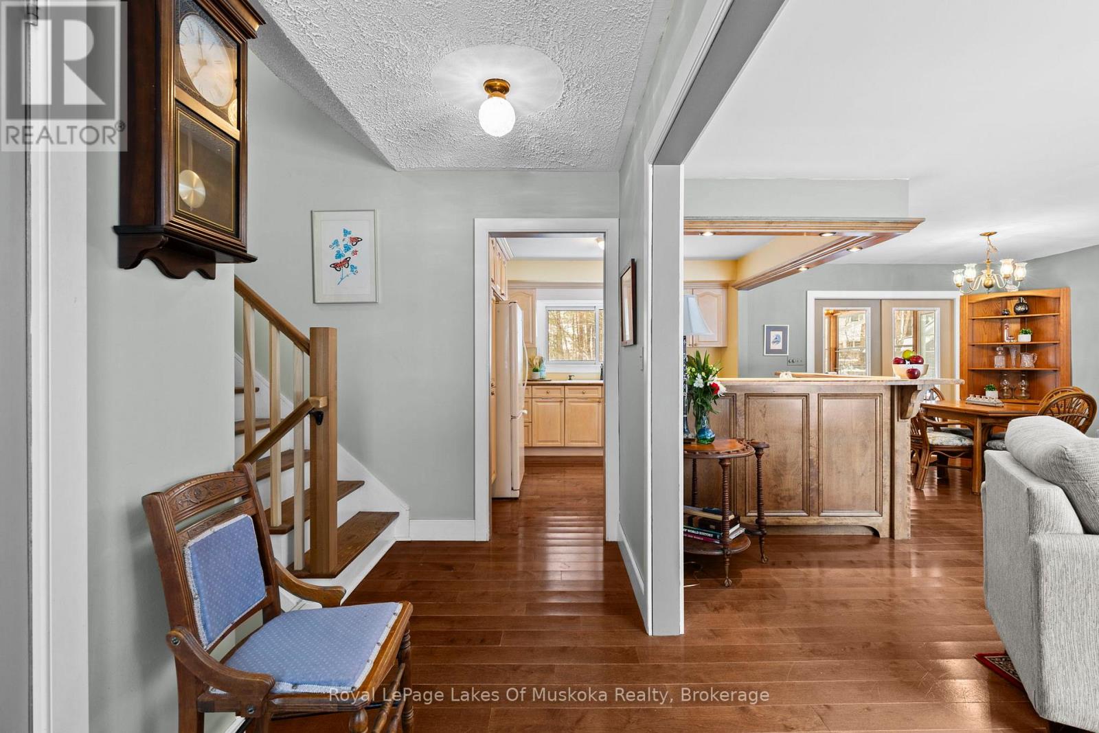 5 Brobst Forest Crescent, Bracebridge, Ontario  P1L 1C8 - Photo 4 - X12626724