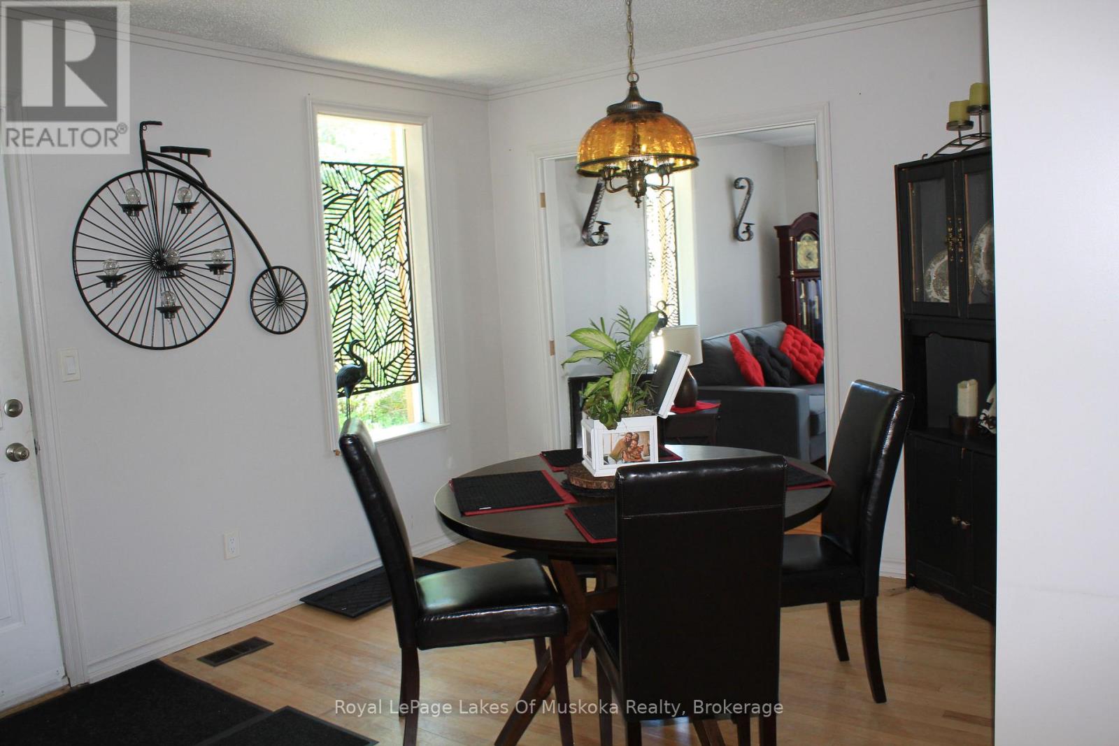 7 Duncan Street W, Huntsville, Ontario  P1H 1V9 - Photo 11 - X12627064