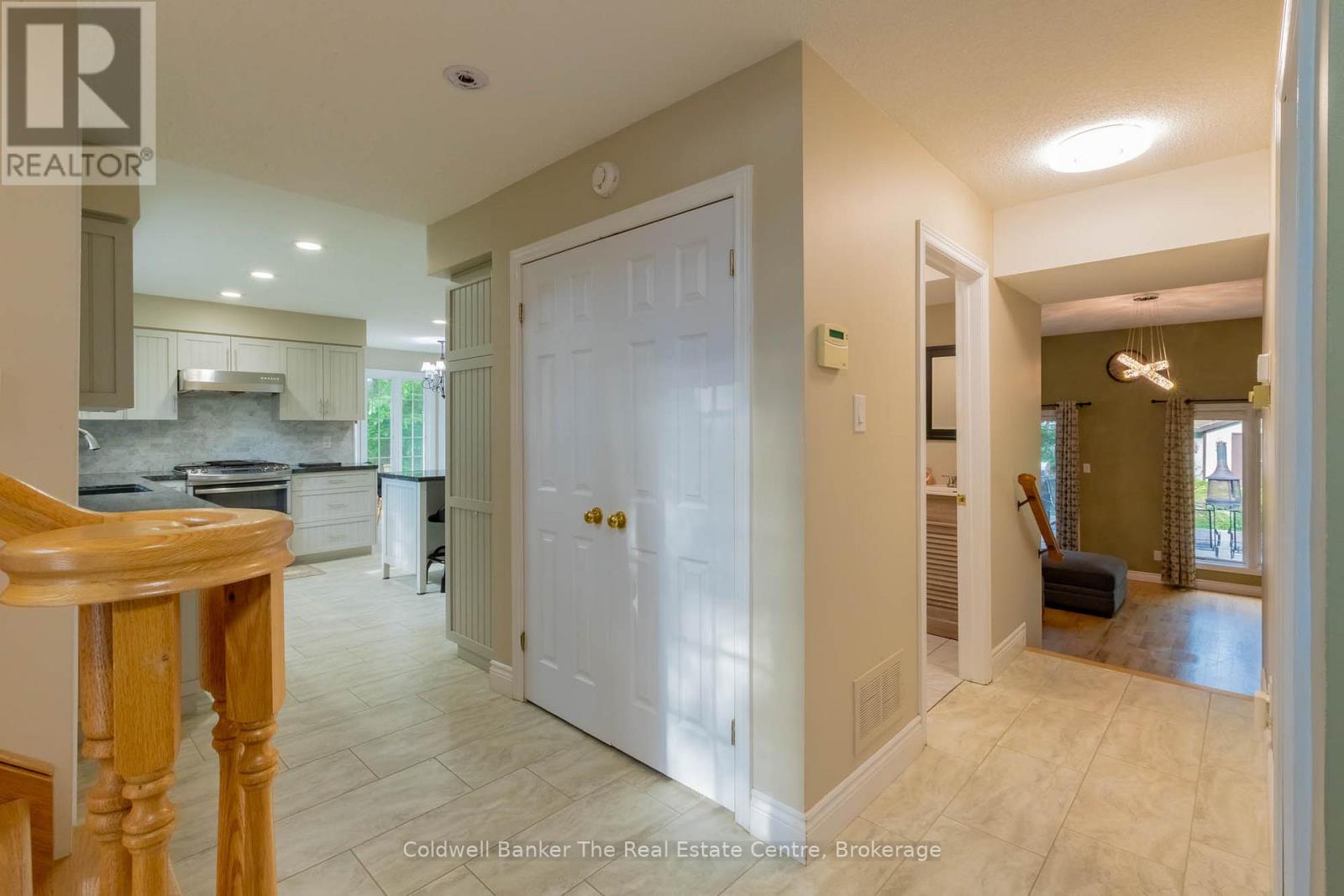 110 Forest Glen Drive, Gravenhurst, Ontario  P1P 1A1 - Photo 4 - X12628838