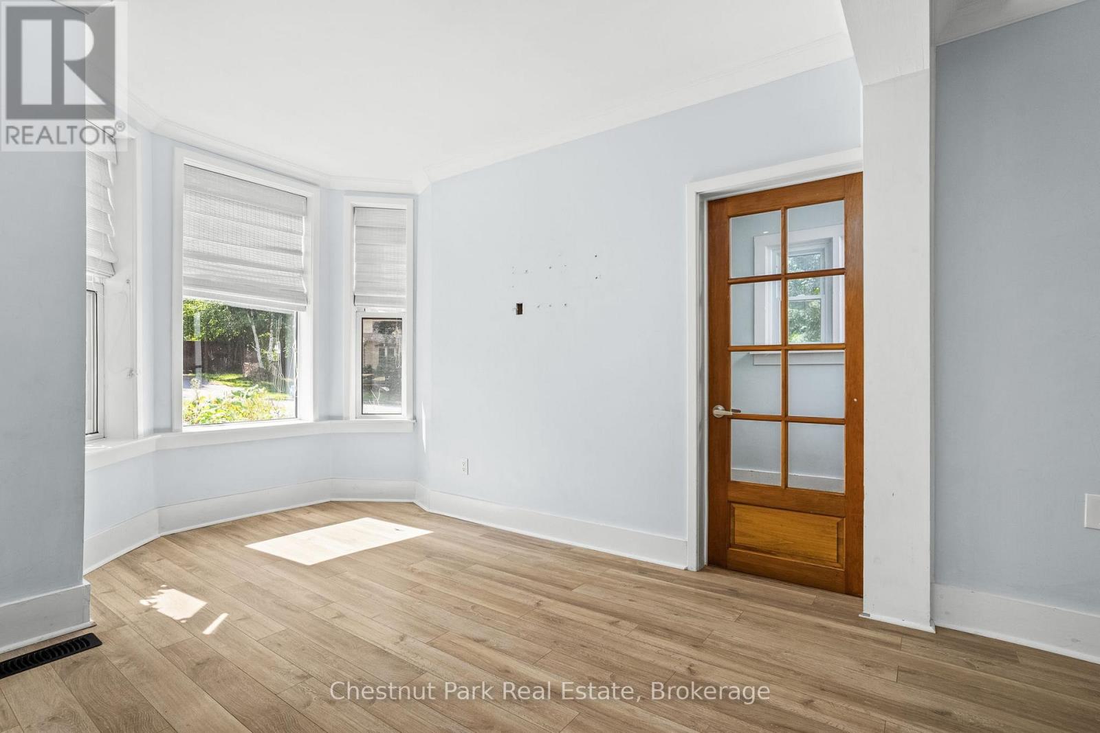 615 Bay Street, Gravenhurst, Ontario  P1P 1G8 - Photo 19 - X12629788