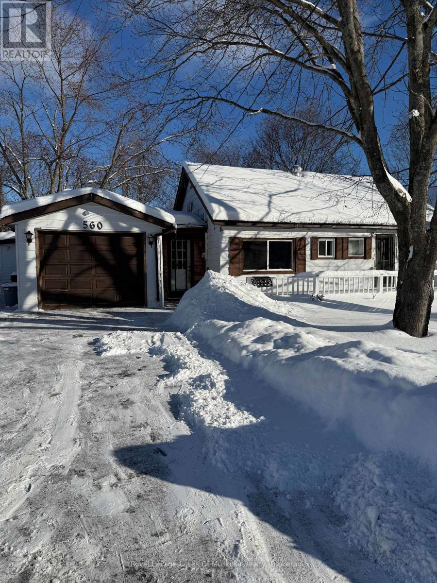 560 John Street N, Gravenhurst, Ontario  P1P 1G2 - Photo 16 - X12630564