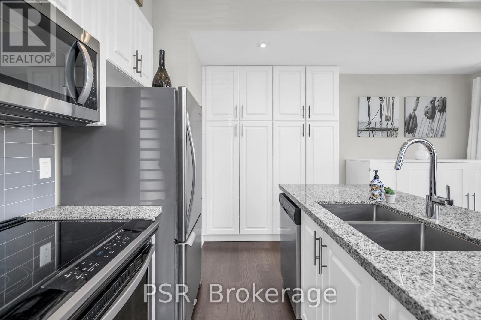 44 Carrick Trail, Gravenhurst, Ontario  P1P 0A6 - Photo 19 - X12633388