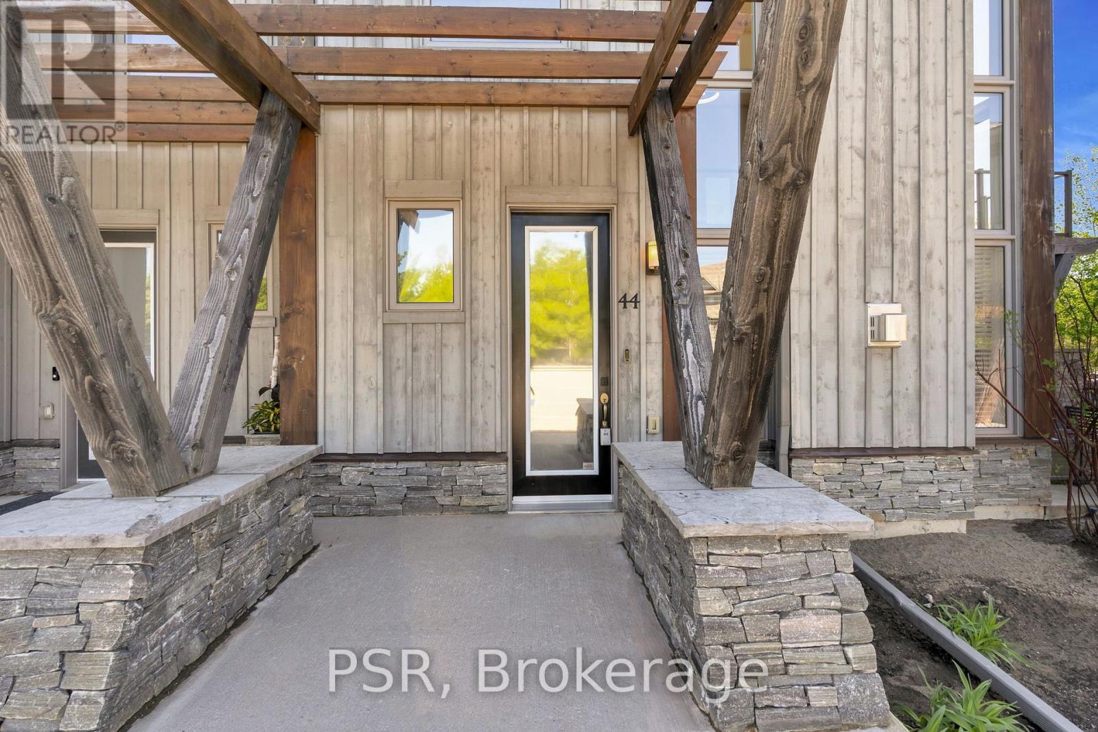 44 Carrick Trail, Gravenhurst, Ontario  P1P 0A6 - Photo 5 - X12633388