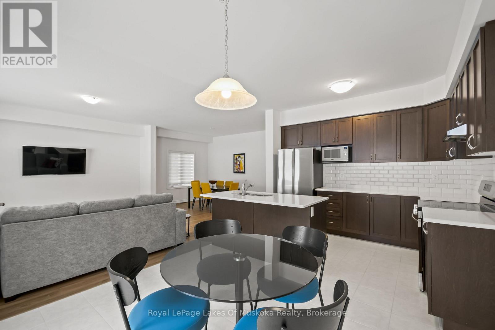 345 Mceachern Lane, Gravenhurst, Ontario  P1P 0H8 - Photo 21 - X12634774