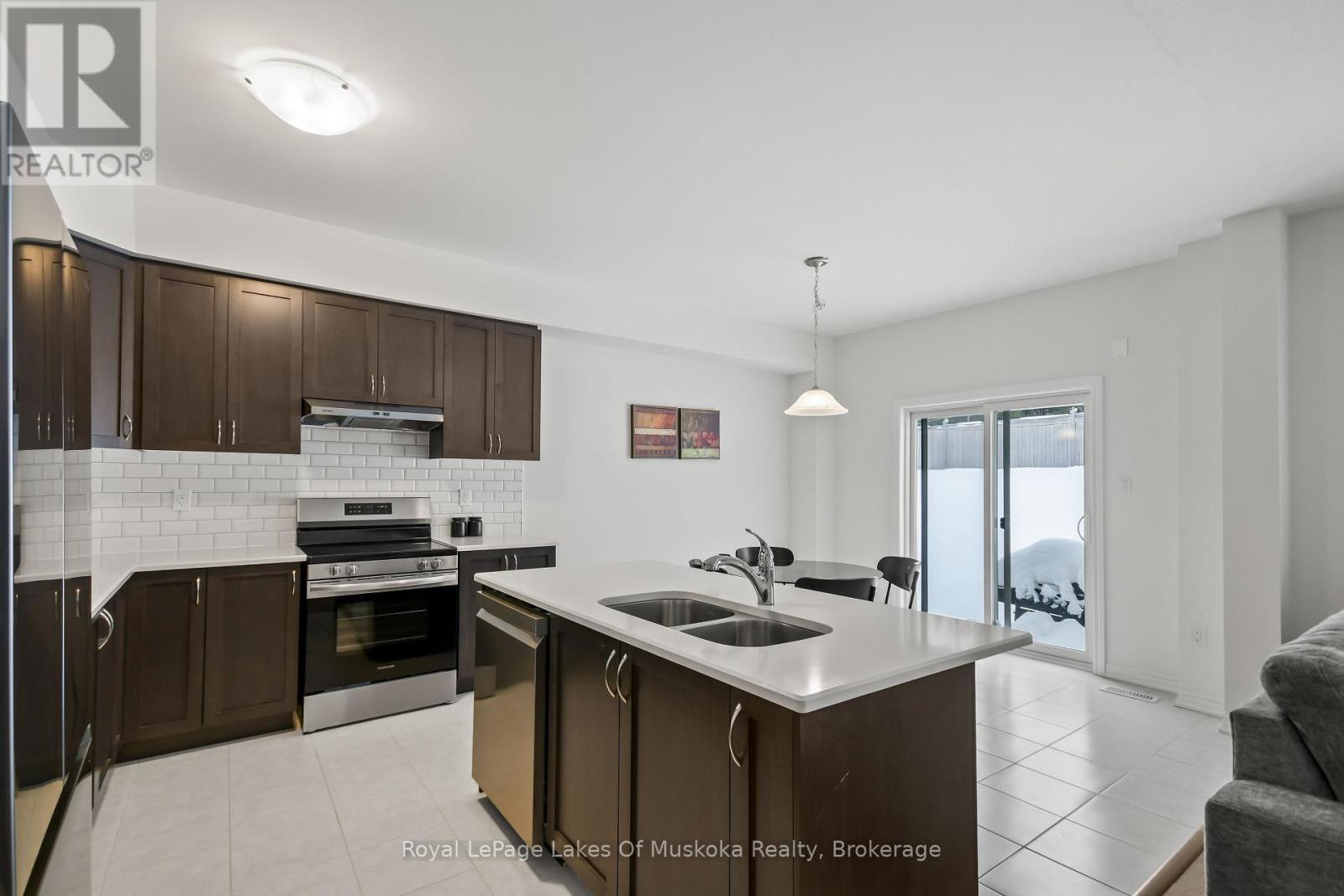 345 Mceachern Lane, Gravenhurst, Ontario  P1P 0H8 - Photo 22 - X12634774