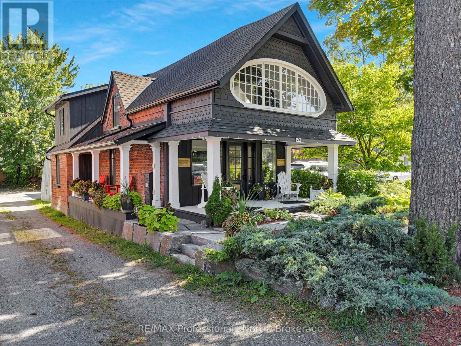 153 Manitoba Street, Bracebridge, Ontario  P1L 1S3 - Photo 1 - X12638508