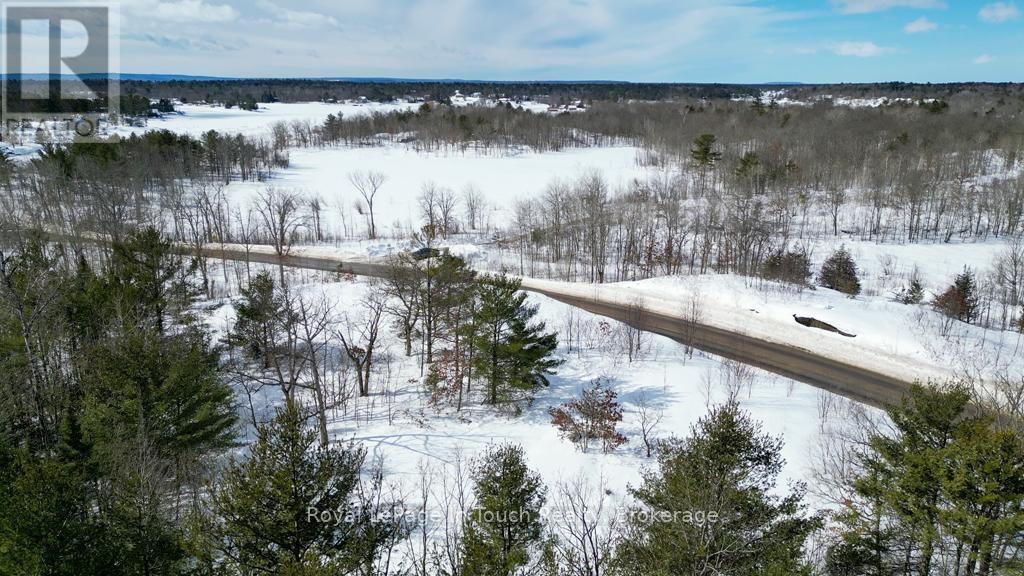 446 South Bay Road, Georgian Bay, Ontario  L0K 1S0 - Photo 3 - X12638988