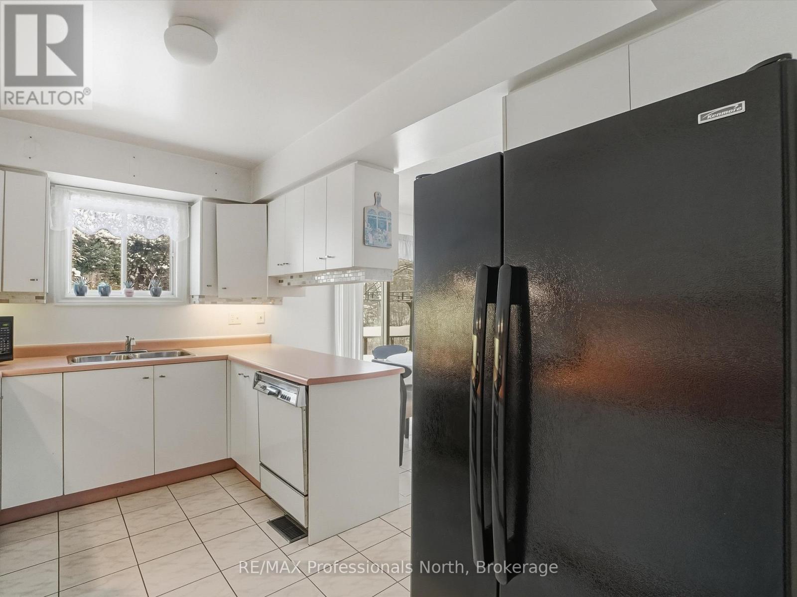 39 Catharine Street, Bracebridge, Ontario  P1L 1B1 - Photo 15 - X12639430