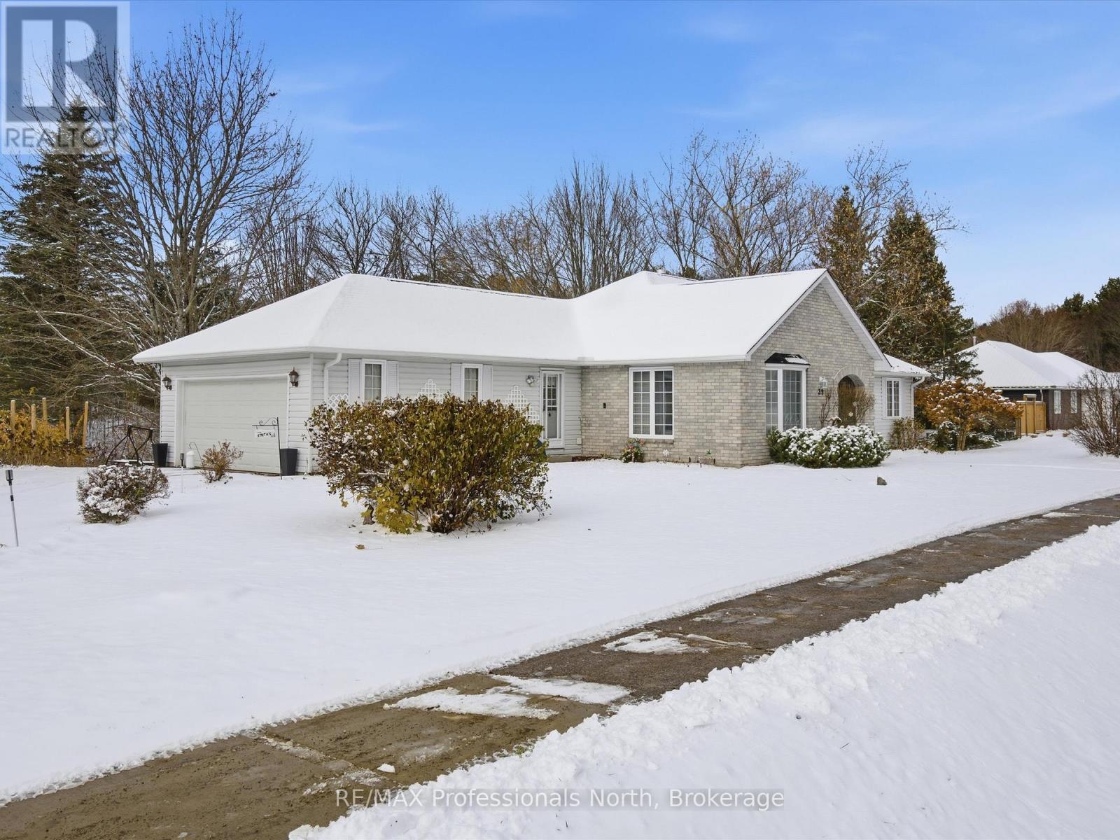 39 Catharine Street, Bracebridge, Ontario  P1L 1B1 - Photo 5 - X12639430