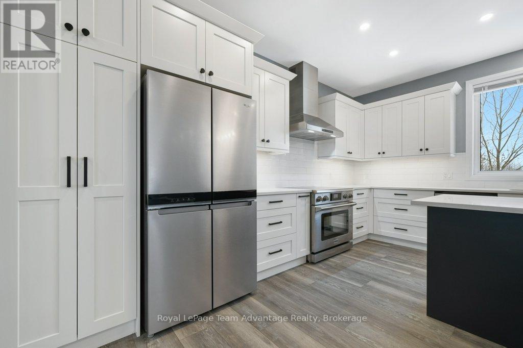 18 Avery Court, Parry Sound, Ontario  P2A 3C4 - Photo 14 - X12639540