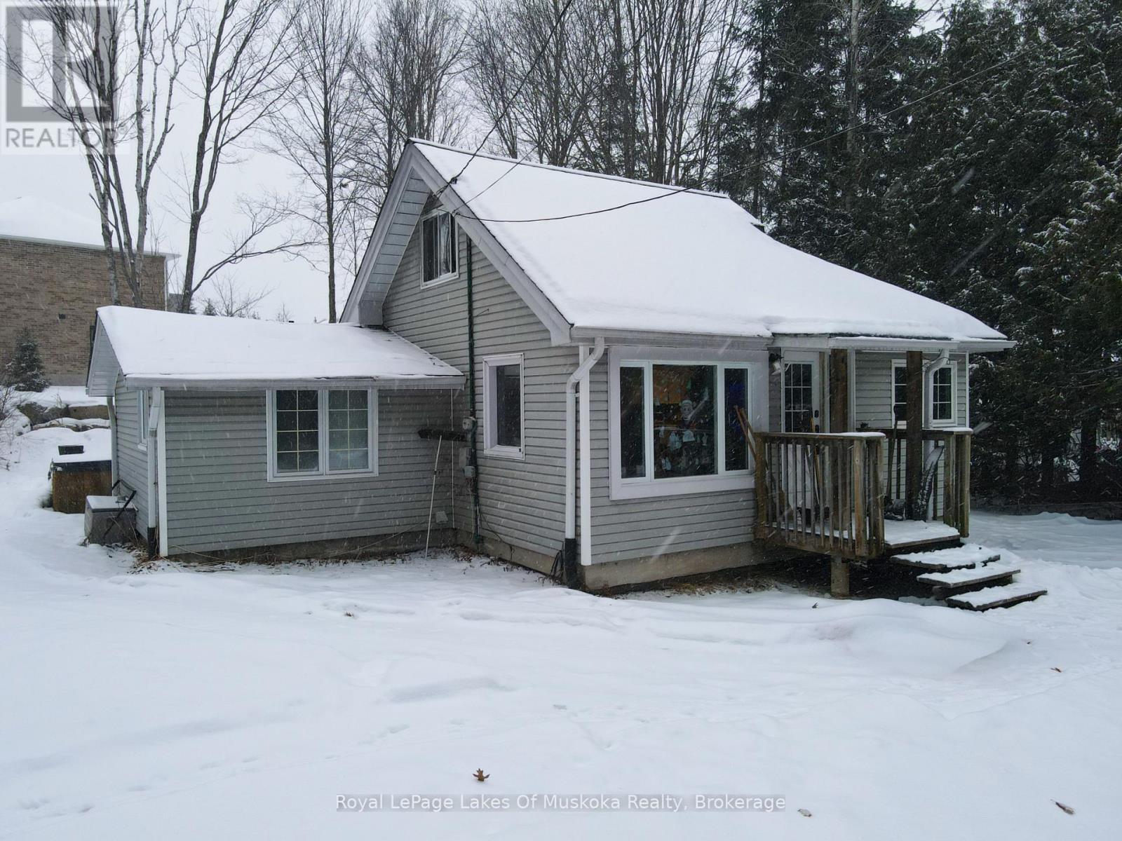 6 Hibberd Lane, Huntsville, Ontario  P1H 1C9 - Photo 1 - X12644868