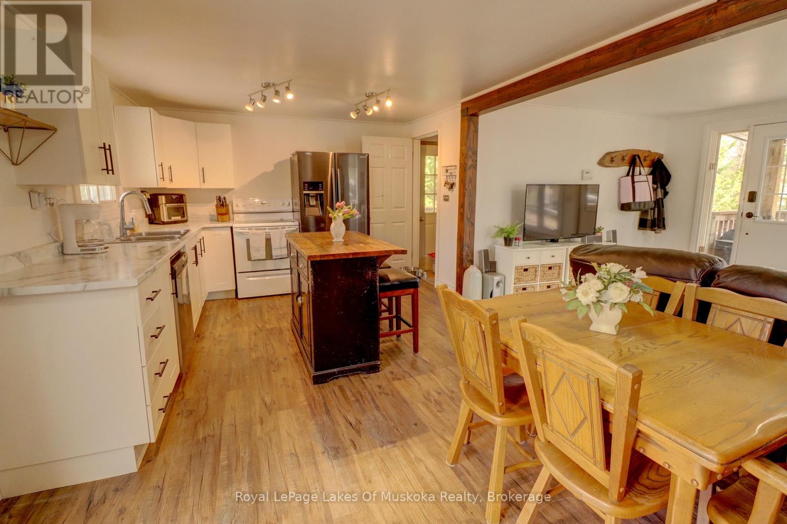 6 Hibberd Lane, Huntsville, Ontario  P1H 1C9 - Photo 6 - X12644868