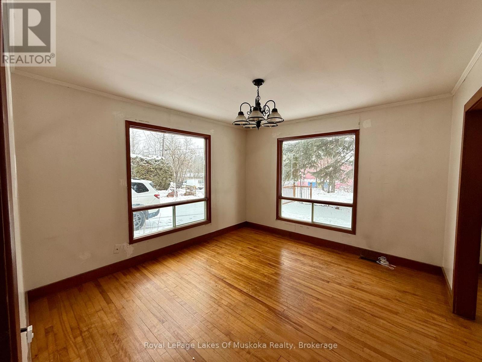 31 Ferguson Road, Huntsville, Ontario  P1H 1X7 - Photo 4 - X12646902