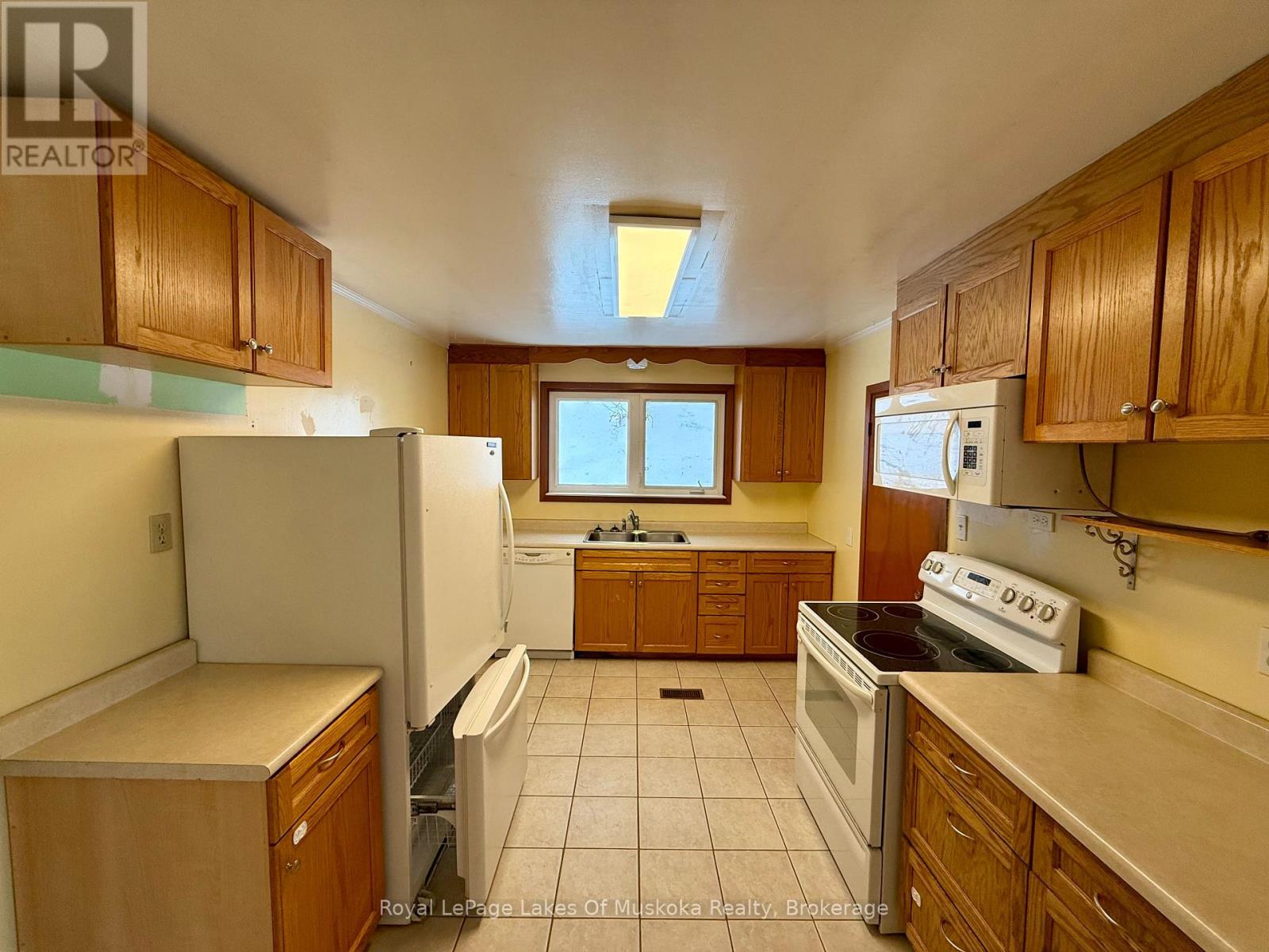 31 Ferguson Road, Huntsville, Ontario  P1H 1X7 - Photo 7 - X12646902