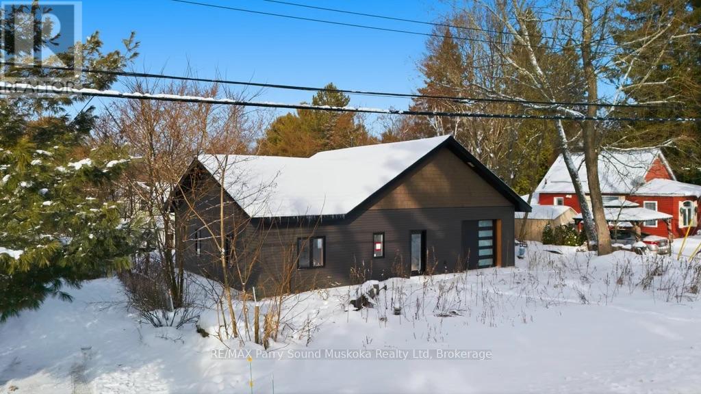 1232 518 Highway, Seguin, Ontario  P2A 0B6 - Photo 1 - X12650342
