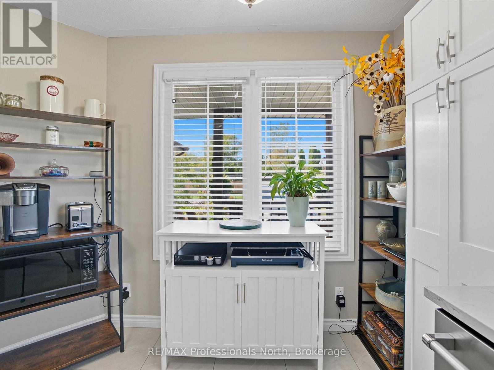 17 Keall Crescent, Bracebridge, Ontario  P1L 1Y4 - Photo 12 - X12654112