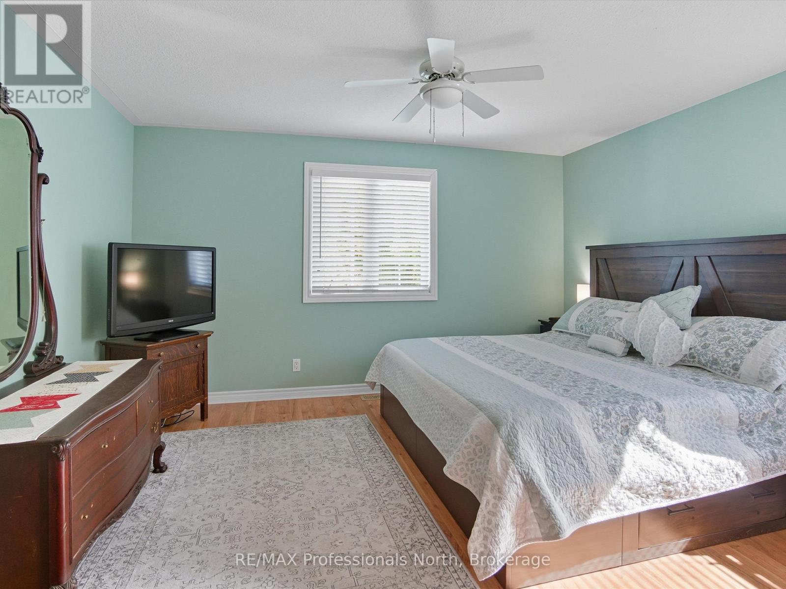 17 Keall Crescent, Bracebridge, Ontario  P1L 1Y4 - Photo 17 - X12654112