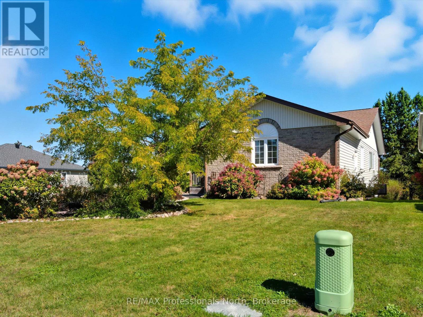 17 Keall Crescent, Bracebridge, Ontario  P1L 1Y4 - Photo 47 - X12654112