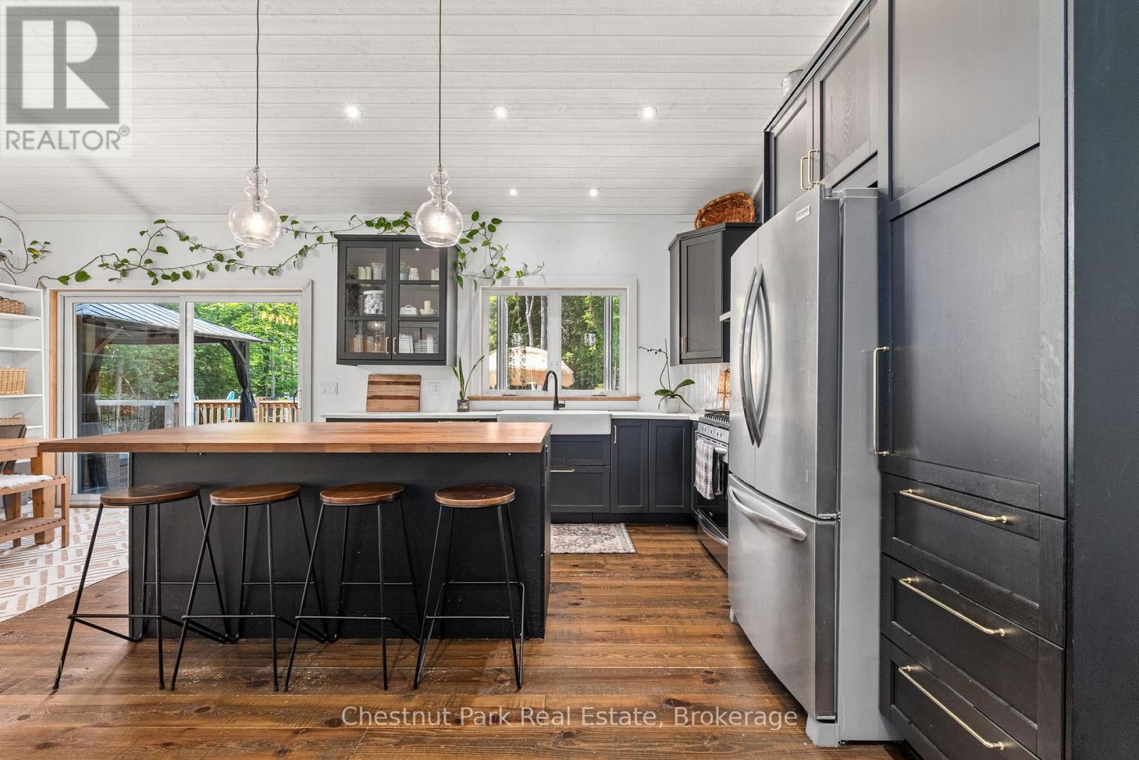 2698 Old Muskoka Road, Huntsville, Ontario  P0B 1M0 - Photo 10 - X12654220