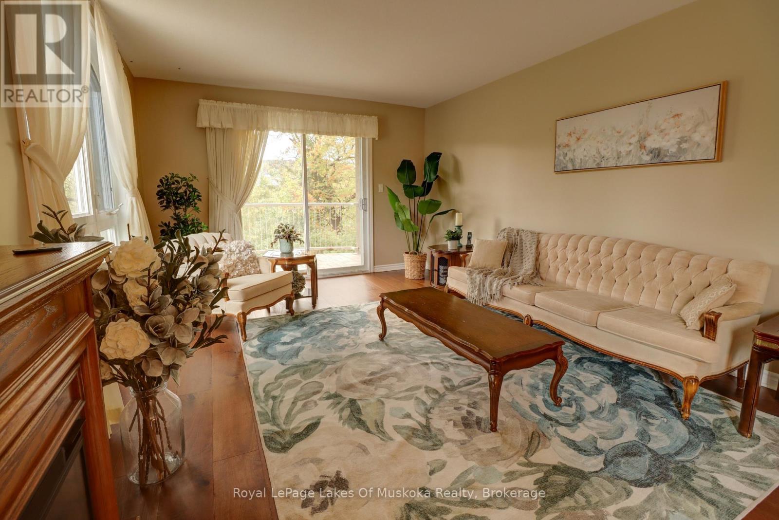 106 - 31 Dairy Lane, Huntsville, Ontario  P1H 2L7 - Photo 10 - X12654418