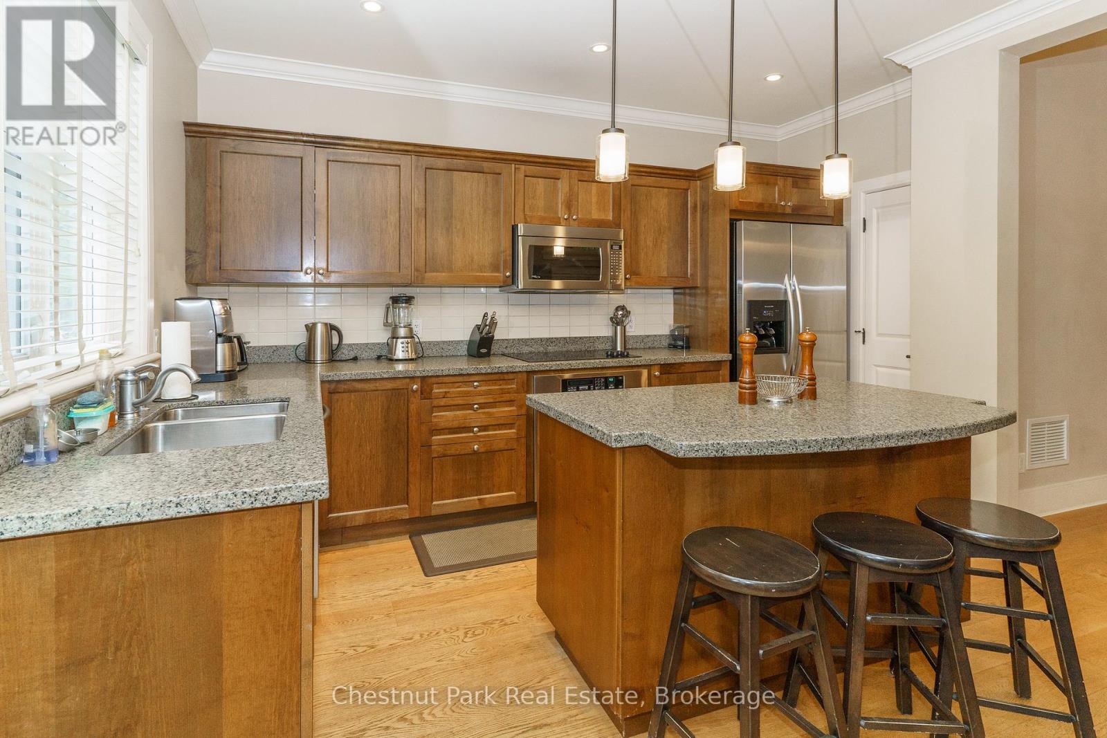 501 Glen Abbey Way E, Seguin, Ontario  P2A 2W8 - Photo 32 - X12660642