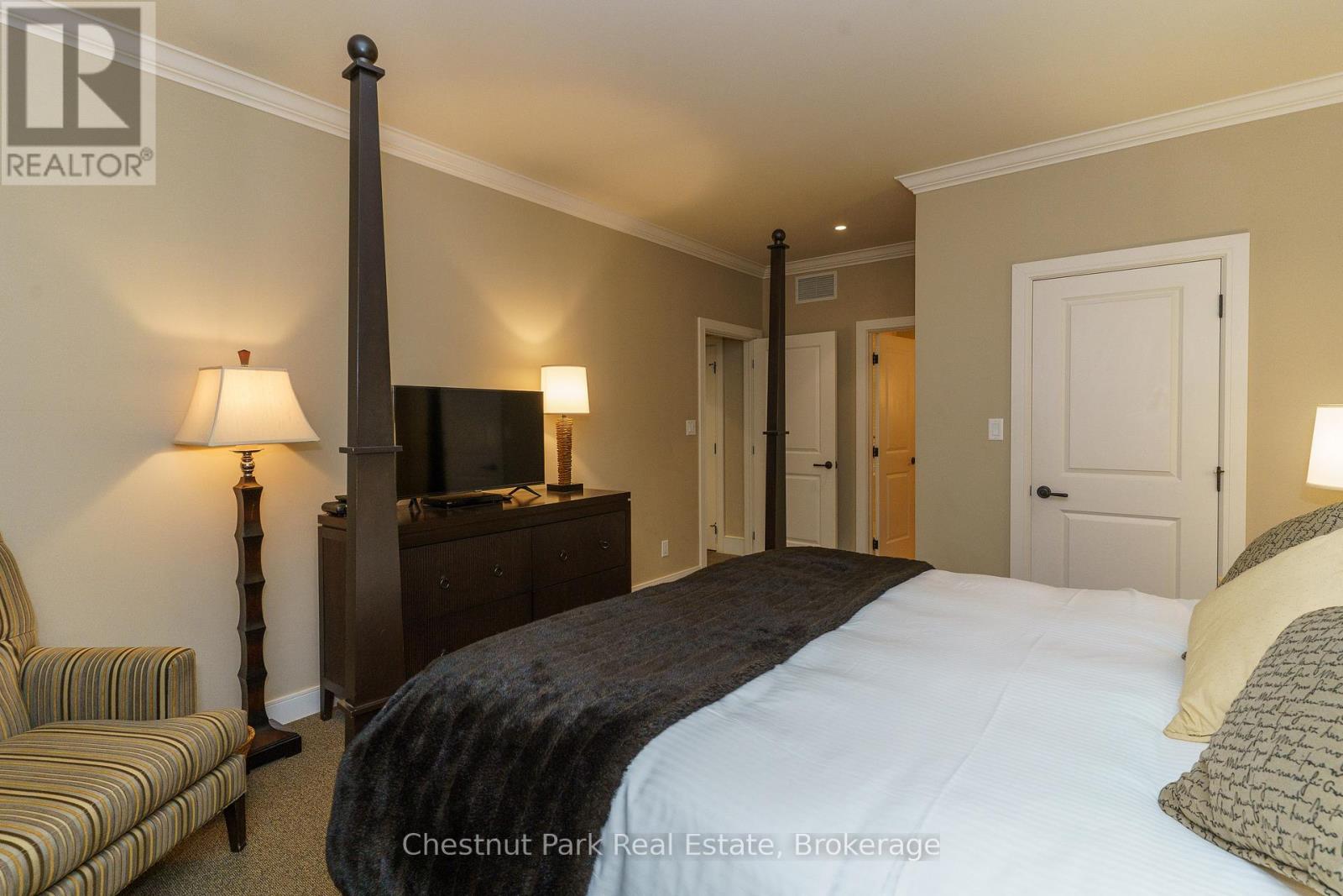 501 Glen Abbey Way E, Seguin, Ontario  P2A 2W8 - Photo 6 - X12660642