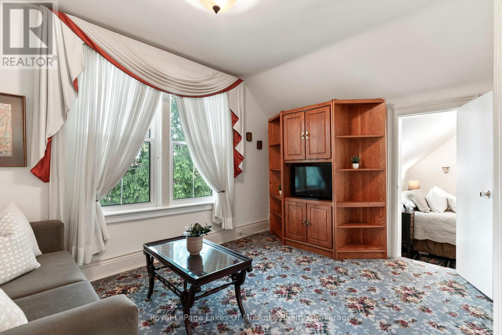 229 Fraserburg Road, Bracebridge, Ontario  P1L 0G9 - Photo 27 - X12663640