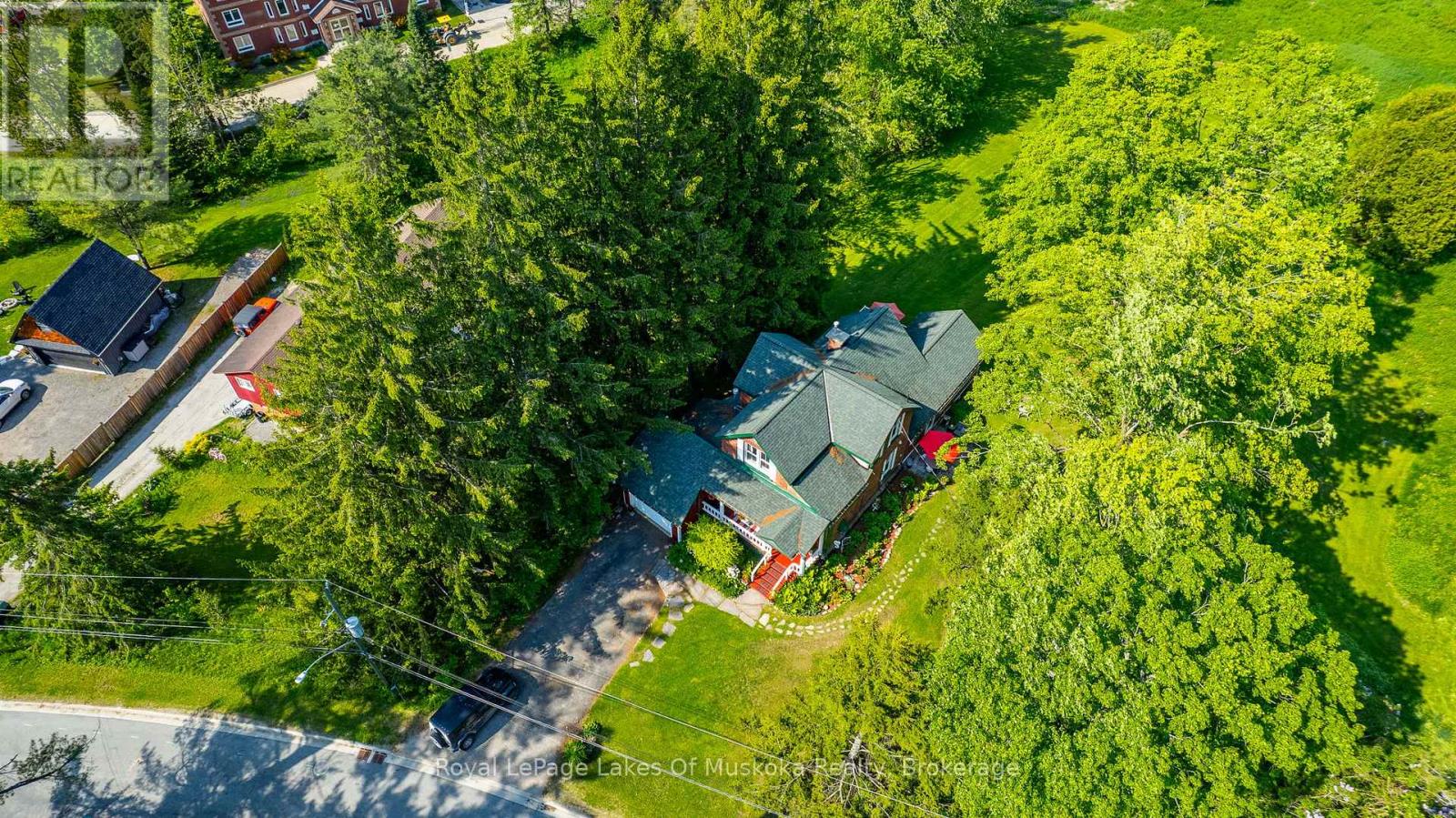 229 Fraserburg Road, Bracebridge, Ontario  P1L 0G9 - Photo 47 - X12663640