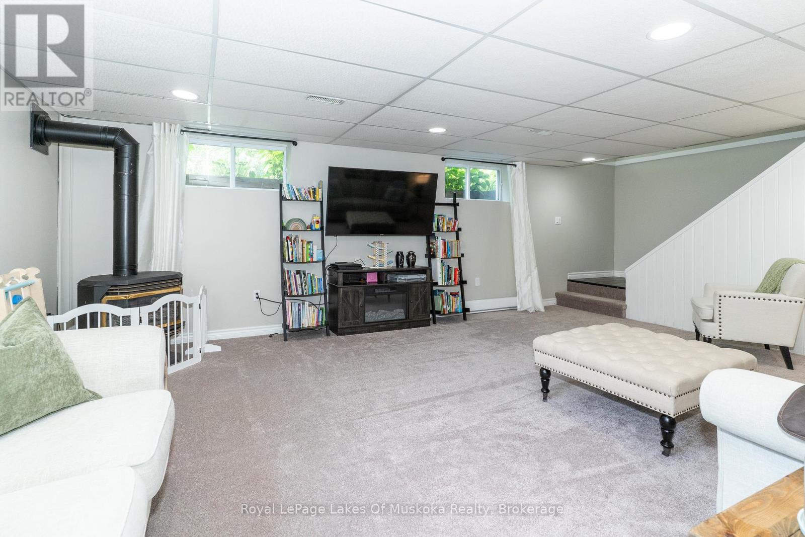 220 Alexander Street, Gravenhurst, Ontario  P1P 1A6 - Photo 26 - X12665794