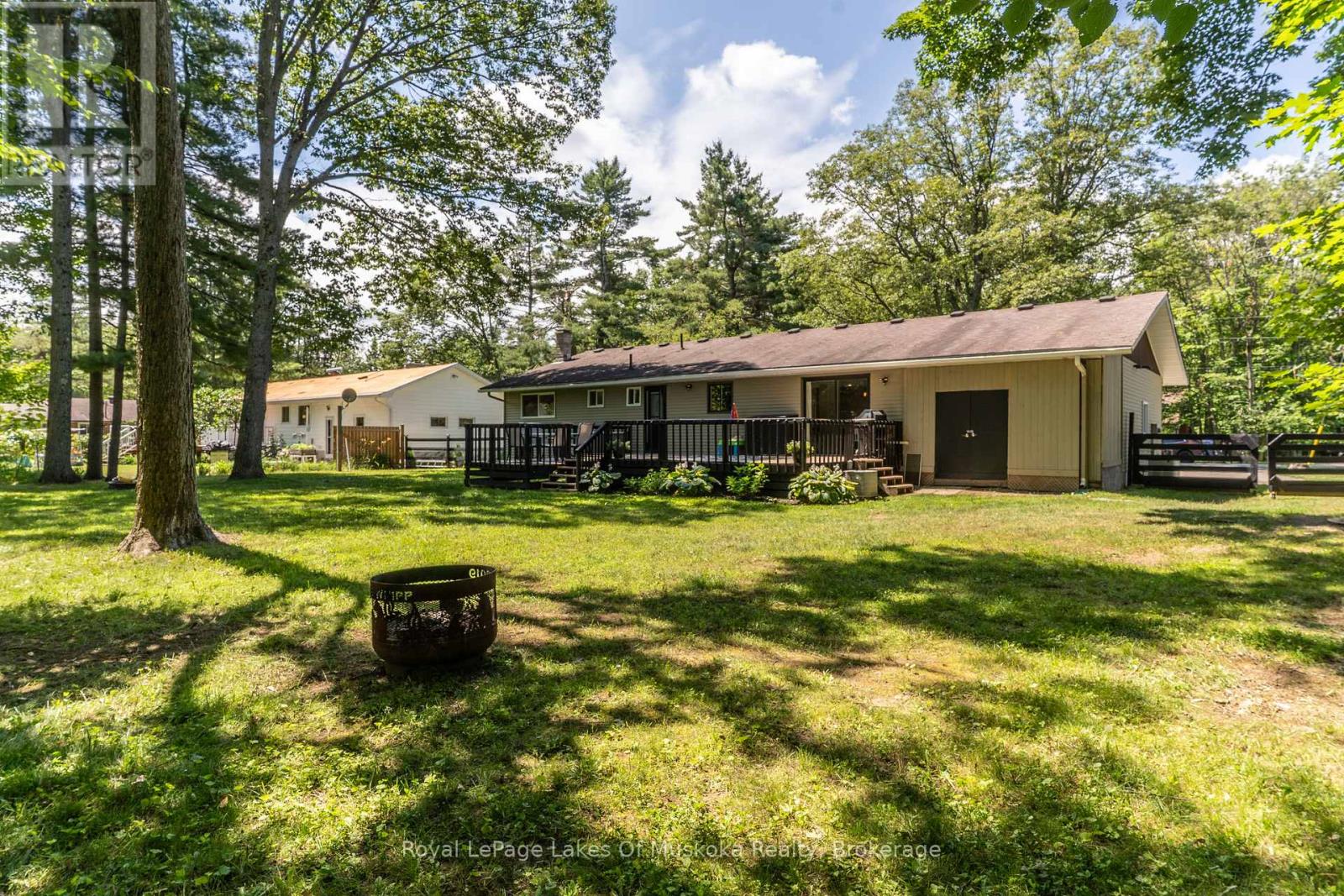 220 Alexander Street, Gravenhurst, Ontario  P1P 1A6 - Photo 37 - X12665794