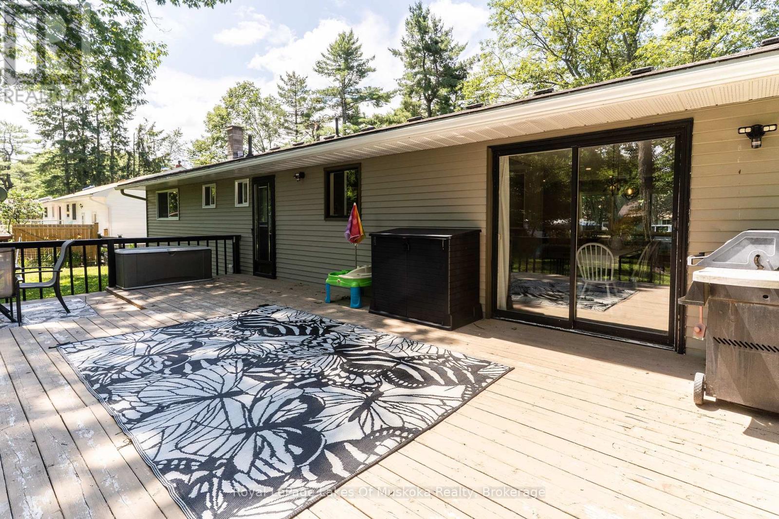 220 Alexander Street, Gravenhurst, Ontario  P1P 1A6 - Photo 40 - X12665794